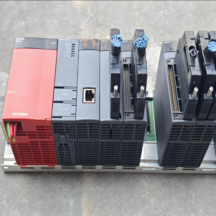三菱Q01PLC借助以太网模块同时与上位机和触摸屏、变频器高效通讯案例(图4)