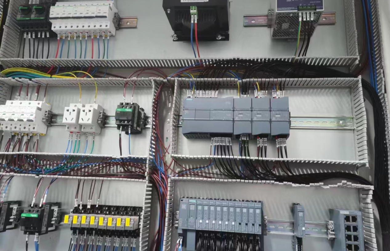 锅炉厂房里西门子PLC使用转CCLKIE智能网关与三菱PLC进行通讯解决方案案例(图3)