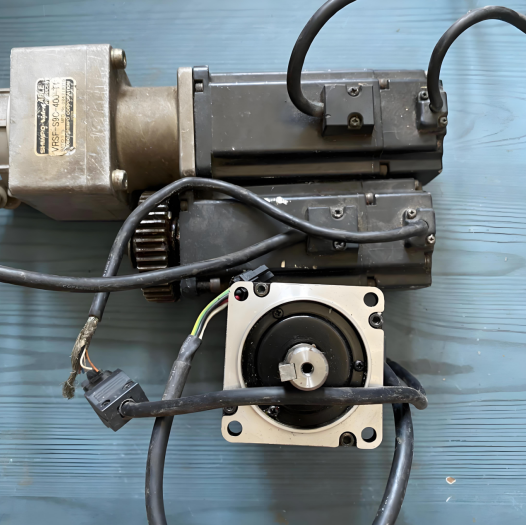 EtherCAT转ProfiNet协议转换网关实现西门子1200 PLC与多台台达伺服驱动通讯的配置案例(图3)