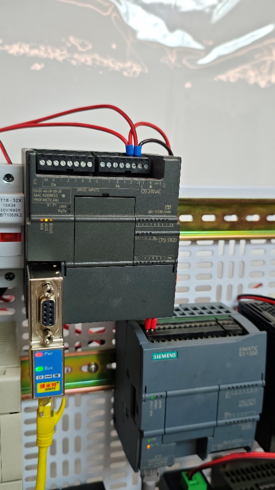 西门子 S7-200 SMART 与 S7-1500 PLC 以太网通讯及 HMI 集成 实现汽车车身焊装车间监控智能化升级(图4)